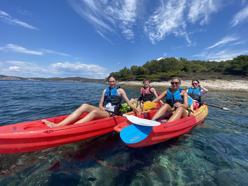 Hvar: Pakleni Islands Self-Guided Kayaking Tour - Crossing Toward the Pakleni Islands