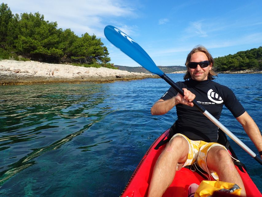 Hvar: Pakleni Islands Self-Guided Kayaking Tour - Choosing a Single or Tandem Kayak
