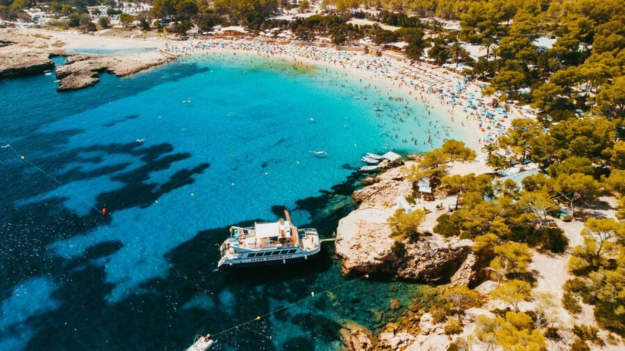 Ibiza: Beach Hopping Cruise w/ Paddleboard, Food, & Drinks - Practical advice before you book