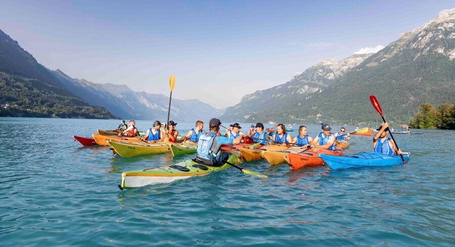 Interlaken: Kayak Tour of the Turquoise Lake Brienz - What the guides add to the experience