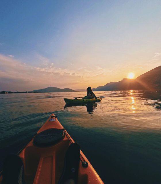 Iseo Lake: rental of kayaks in Pilzone di Iseo - Reaching Monte Isola in about 25 minutes
