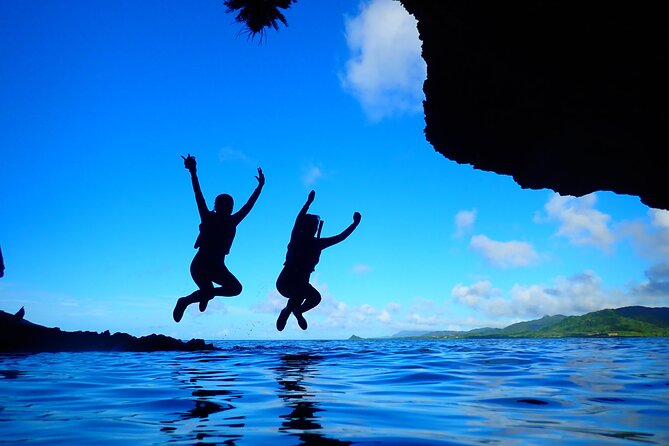 [Ishigaki]Mangrove SUP/Canoe + Blue Cave Snorkeling - Who will enjoy this Ishigaki tour most