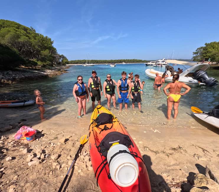 Island Losinj Kayak Tour - A pause at Vala Engleze