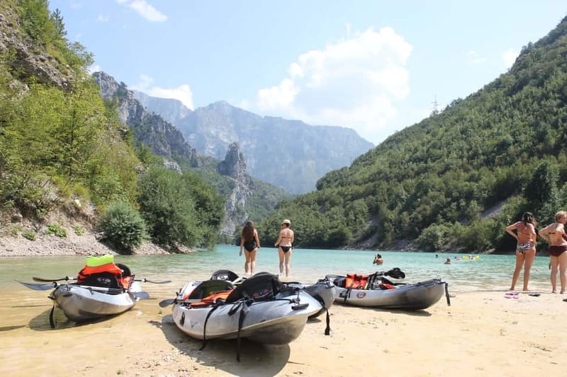 Jablanica: Neretva Kayaking Tour near Mostar - The Canyon Between Prenj and Čvrsnica