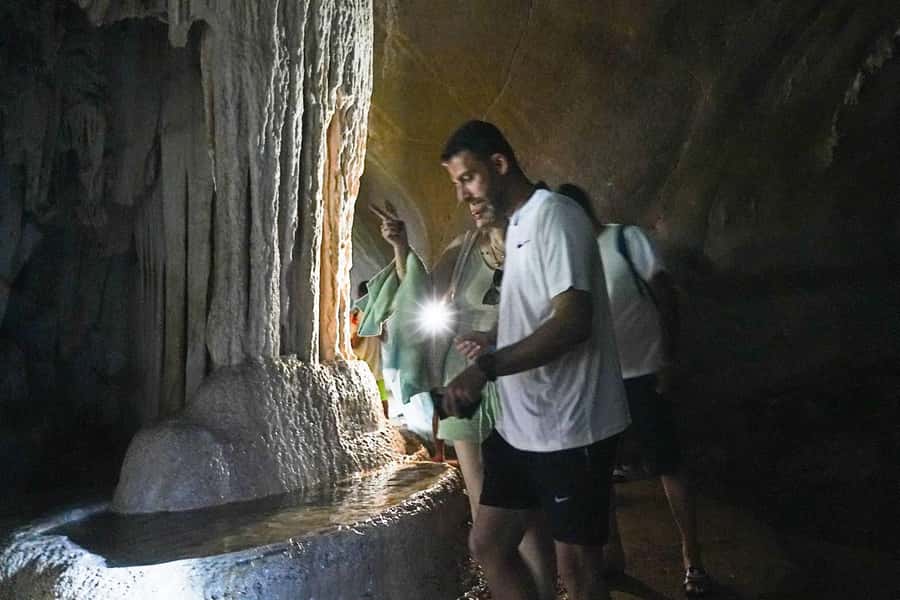 Jame bonds canoe 7 point 6 Island Premium trip - Panak Island and its cave names