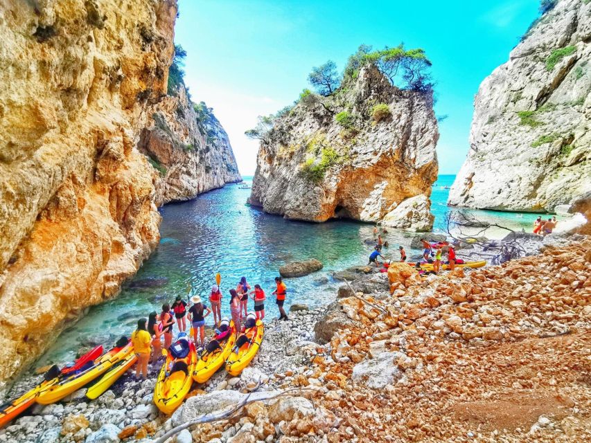 Jávea: Kayak trip to Granadella - Cala Ambolo before the return to Granadella