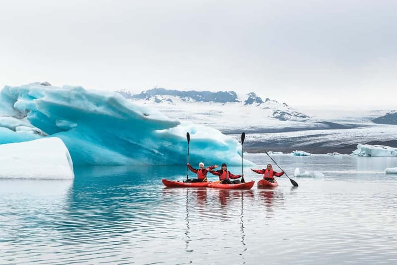 Jökulsárlón Glacier Lagoon Kayaking Tour - The safety briefing and first paddle