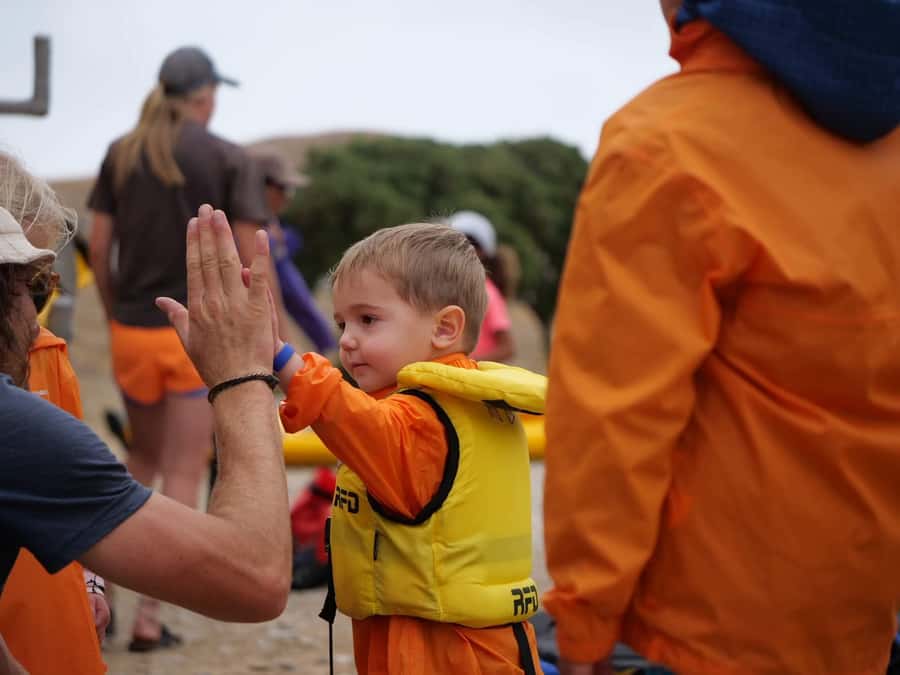 Kaikoura: Guided Family Kayaking Adventure - Paddling Kaikoura’s coastal waters
