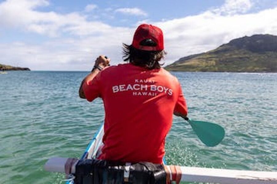 Kauai: Outrigger Canoe Surfing - What makes it easier than a surf lesson