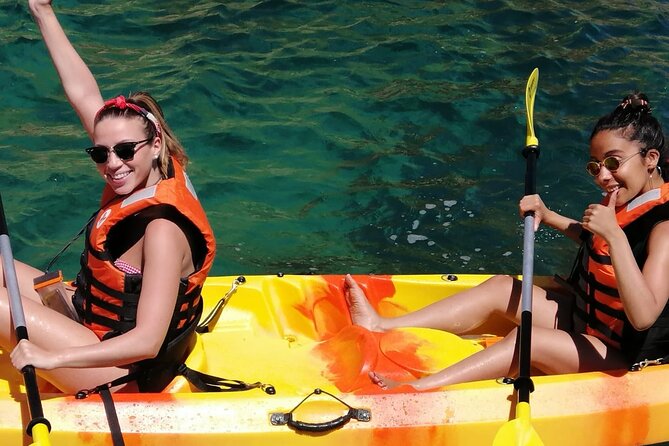 Kayak Adventure through the Ponta da Piedade Caves in Lagos - What the small group adds
