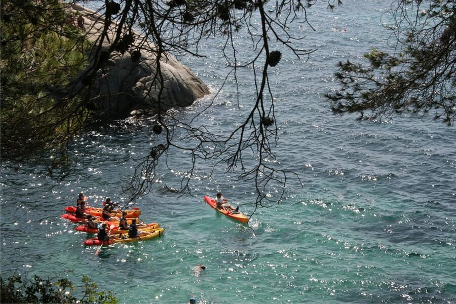 Kayak and Snorkel in Playa de Aro, Costa Brava - Rock jumping, photos, and the beach-bar option