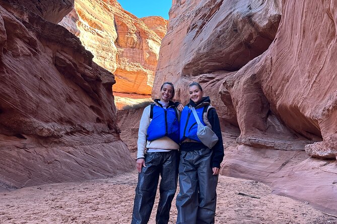 Kayak Antelope Canyon and hike, at Lake Powell - The Antelope Canyon walk