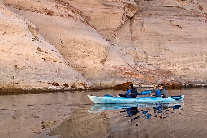 Kayak Antelope Canyon and hike, at Lake Powell - Should you book the Paddle Express kayak and hike?