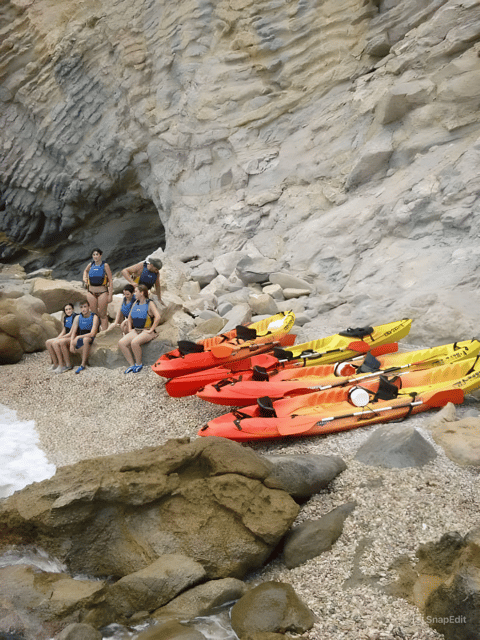 Kayak de Villajoyosa a Benidorm, El Aguilo - Safety, equipment, and comfort on the water