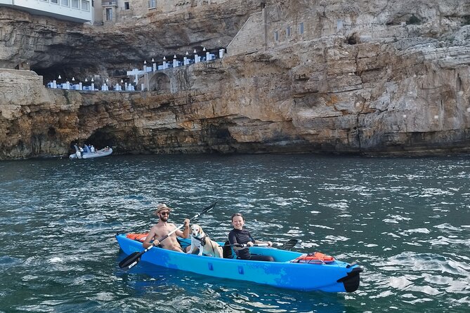 Kayak excursion in Polignano a Mare - Swimming in a sheltered spot
