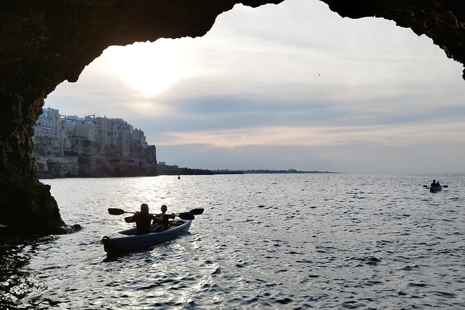 Kayak excursion in Polignano a Mare - Photos without carrying your phone