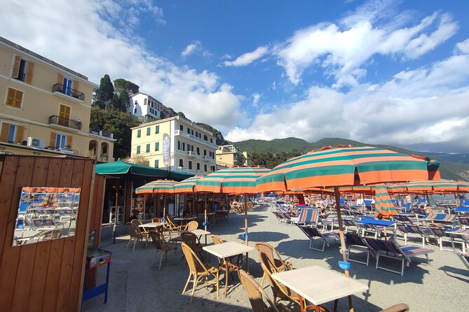 Kayak experience with Carnassa Tour in Cinque Terre + Snorkeling - What the two-hour route feels like