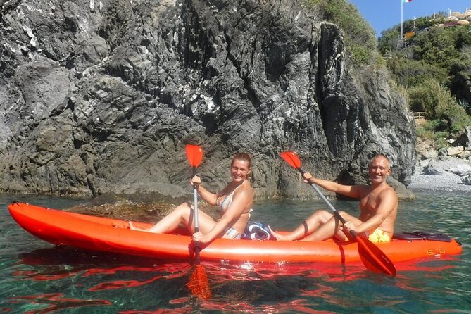 Kayak experience with Carnassa Tour in Cinque Terre + Snorkeling - Price, facilities, and what the $83.48 buys