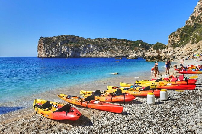 Kayak route through Cala Granadella - Entering Llop Marí Cave