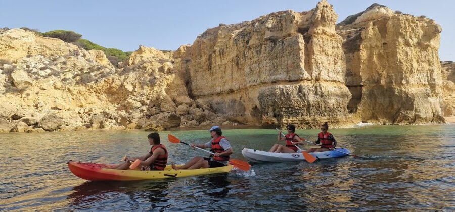 Kayak tour Albufeira. - A quiet beach break halfway through