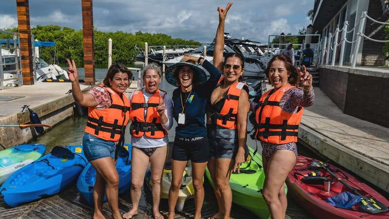 Kayak Tour in Cancun with Photos included - Should you book the Highlife Mex kayak tour?