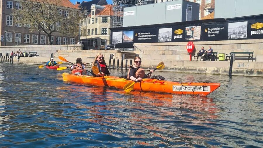 Kayak Tour in Copenhagen Harbor - June, July and August - Getting comfortable in a double sea kayak