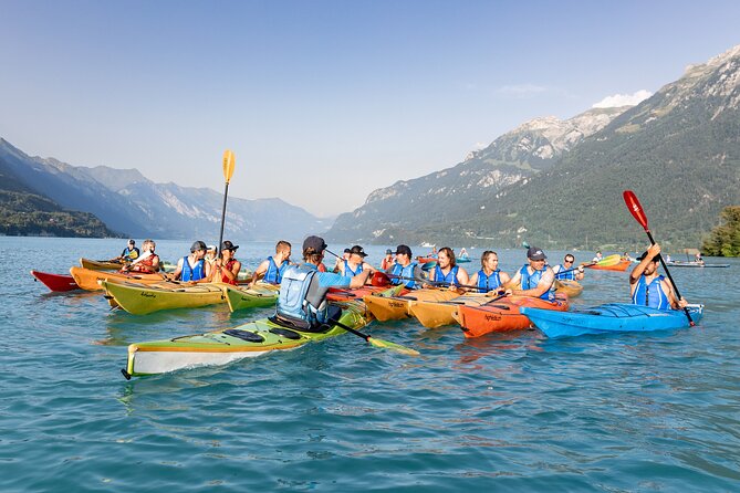 Kayak Tour of the Turquoise Lake Brienz - Why Lake Brienz works so well from a kayak