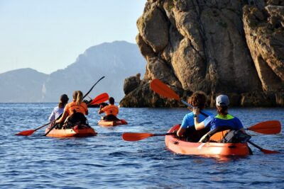 Kayak tour with aperitif and dolphins