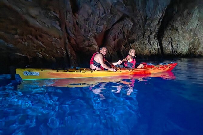 Kayak Trip to Hidden blue Cave, with lunch & fruits. - A Smaller Cave and Winter Seal Shelter