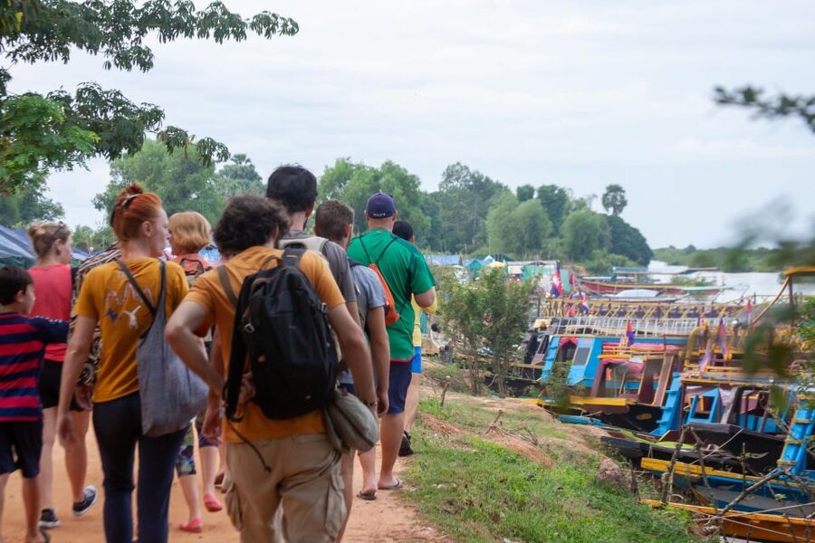 Kayaking & Floating Village in Siem Reap - Should you book the kayaking and floating village tour?