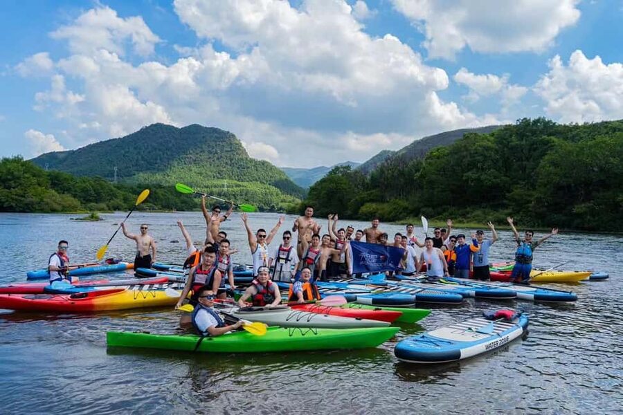 Kayaking tour with Local Guide( dry suit for winter) - Who should book this river trip?