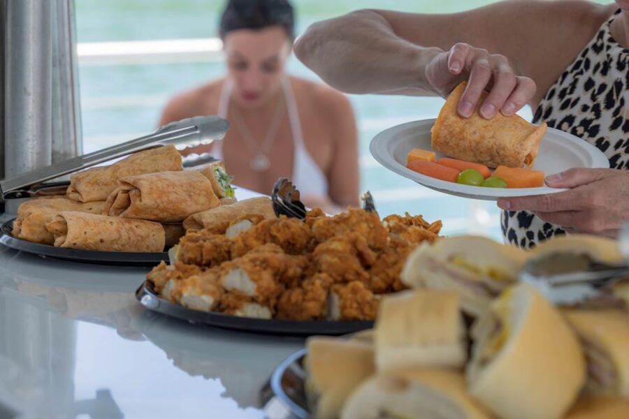 Key West: Sandbar Excursion & Kayak Tour with Lunch & Drinks - How the $149 price holds up