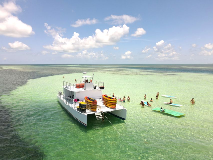 Key West: Sandbar Excursion & Kayak Tour with Lunch & Drinks - Meeting the crew on William Street