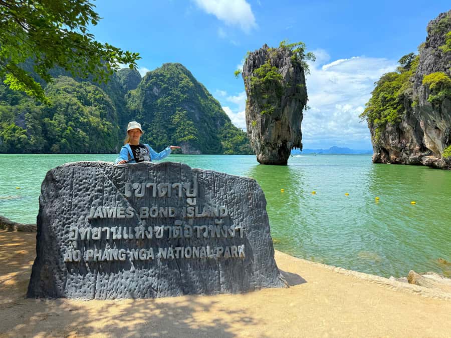 Khao Lak: James Bond & Panyi Day Tour with Canoeing & Lunch - Canoeing around Hong Island