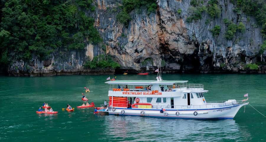 Khao Lak: Twilight Sea Canoe and Glowing Plankton Tour - Why the twilight timing changes the whole trip