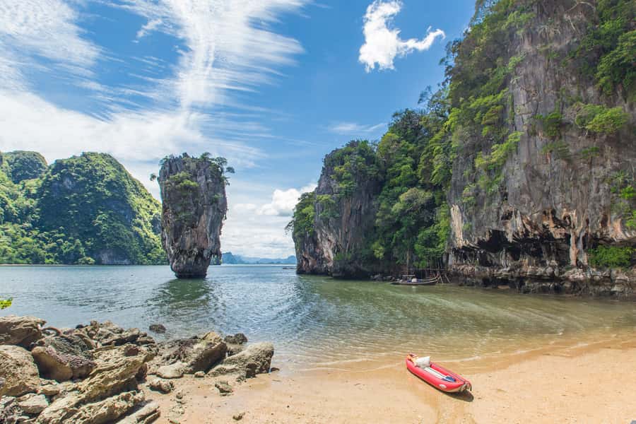 Khaolak: James Bond Island Kayak Tour with Snorkeling &Lunch - Hong Island by staff-paddled canoe