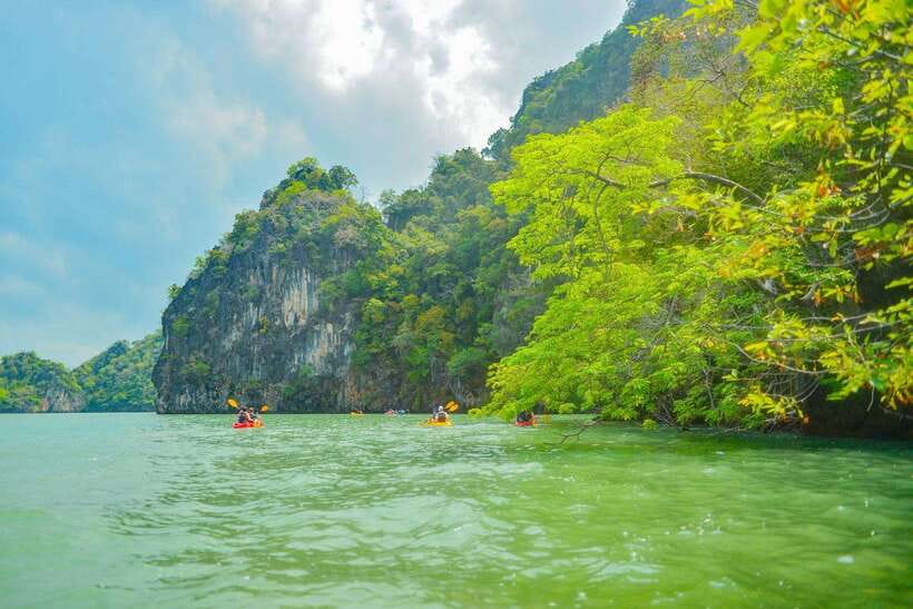 Ko Lanta: Full-Day Mangrove and Sea Cave Kayaking Experience - Group size, pace, and physical demands