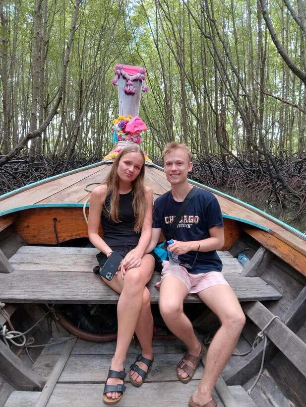 Ko Lanta: Ko Aung, Ko Phee Ghost Cave Island, Talabeng Kayak - The weather can change the whole day