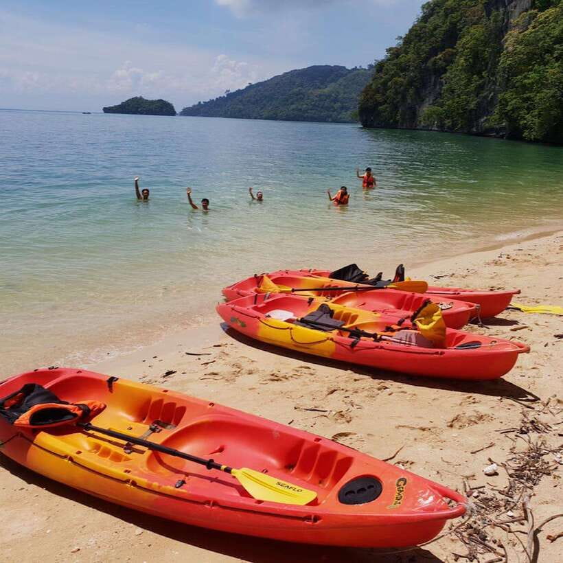 Ko Lanta: Ko Aung, Ko Phee Ghost Cave Island, Talabeng Kayak - Ko Aung, a small island with a useful pause