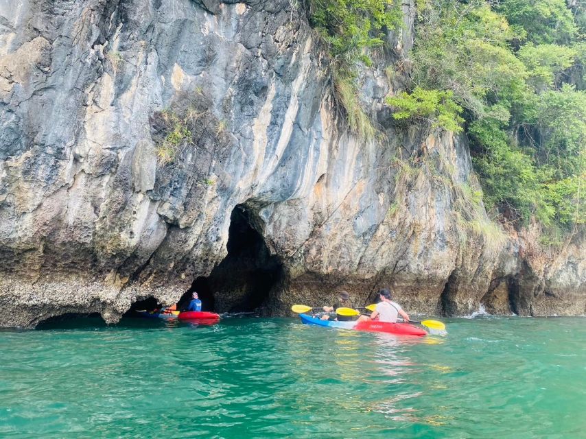 Ko Lanta: Mangrove Kayaking, Ko Talabeng, & Skull Island - The longtail boat ride to the quieter side