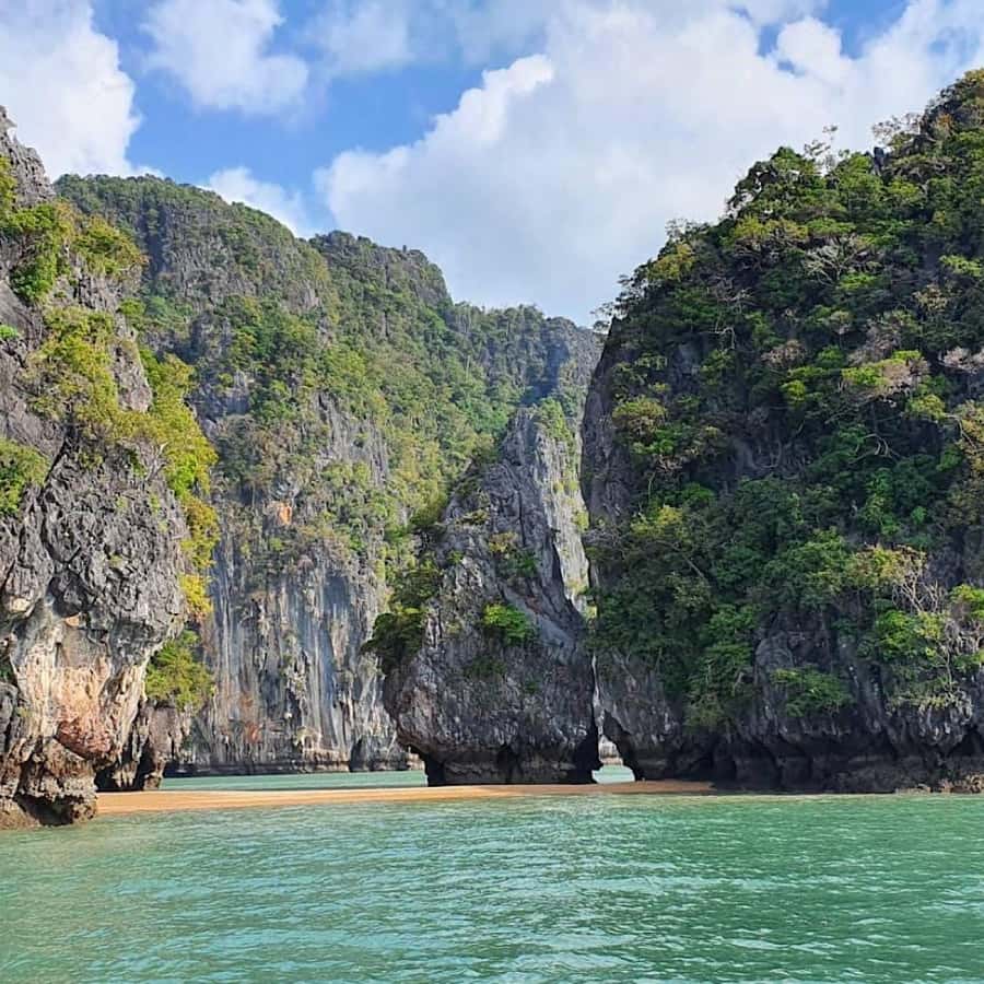 Ko Lanta: Sea Cave Kayaking Adventure Mangrove with Lunch - Why Koh Talabeng is worth the paddle