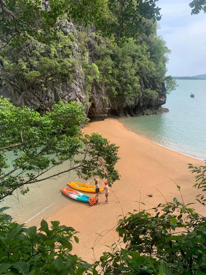 Ko Lanta: Sea Cave Kayaking Adventure Mangrove with Lunch - Beach time after the caves