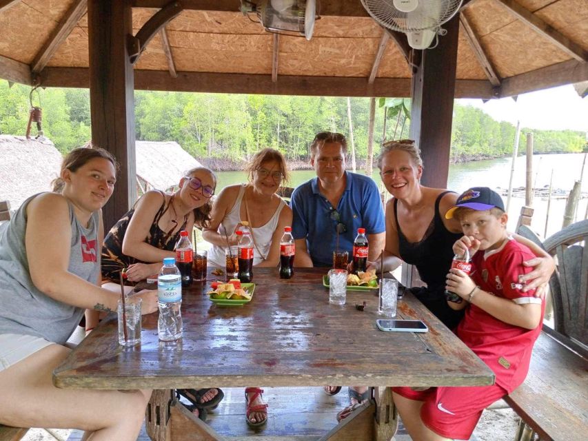 Koh Lanta: Amazon Mangrove Kayaking Tour With Lunch - Lunch at a mangrove seafood restaurant