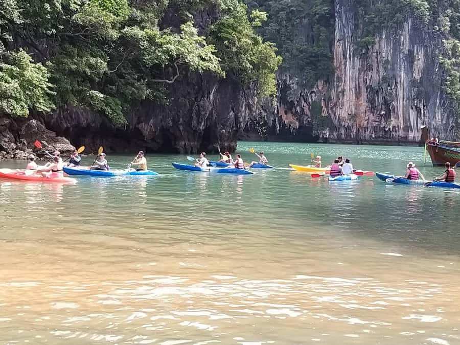 Koh Lanta: Kayaking and Longtail Boat Tour (Day trip) - Kayaking around Talabeng Island