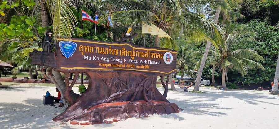 Koh Pha Ngan: Day Tour Ang Thong with Kayak, Snorkel & Lunch - Beach lunch and free time at Koh Maekok