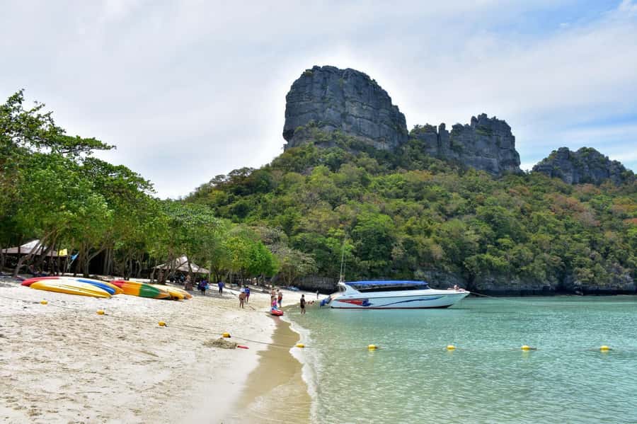 Koh Phangan: Angthong Emerald Waters & Kayaking by Speedboat - Why Ang Thong feels different from an ordinary island trip