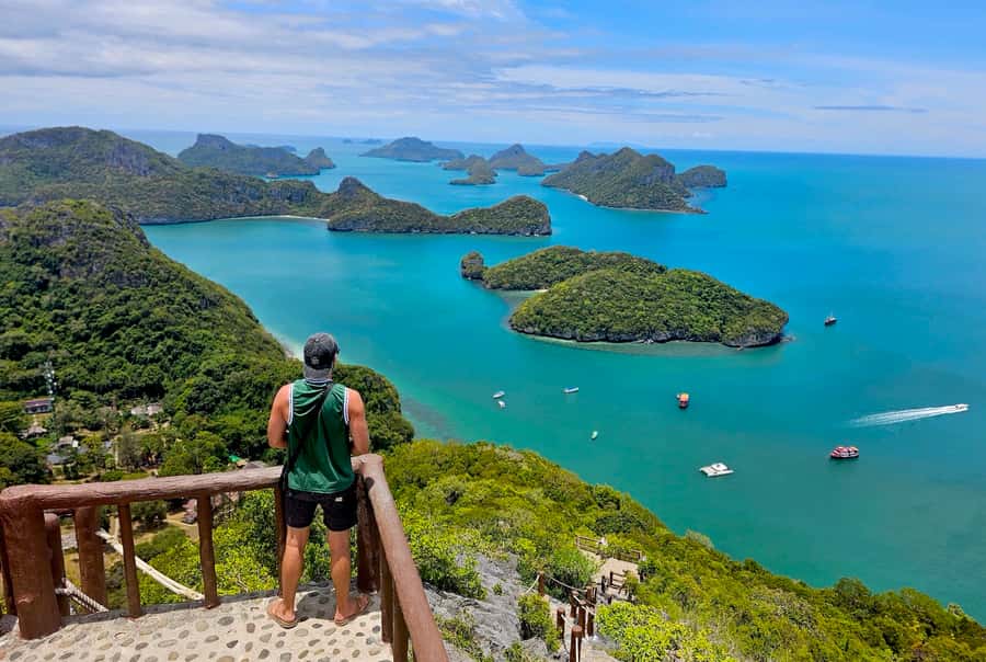 Koh Samui: Day Tour to Ang Thong with Kayak, Snorkel & Lunch - Kayaking along the cliffs