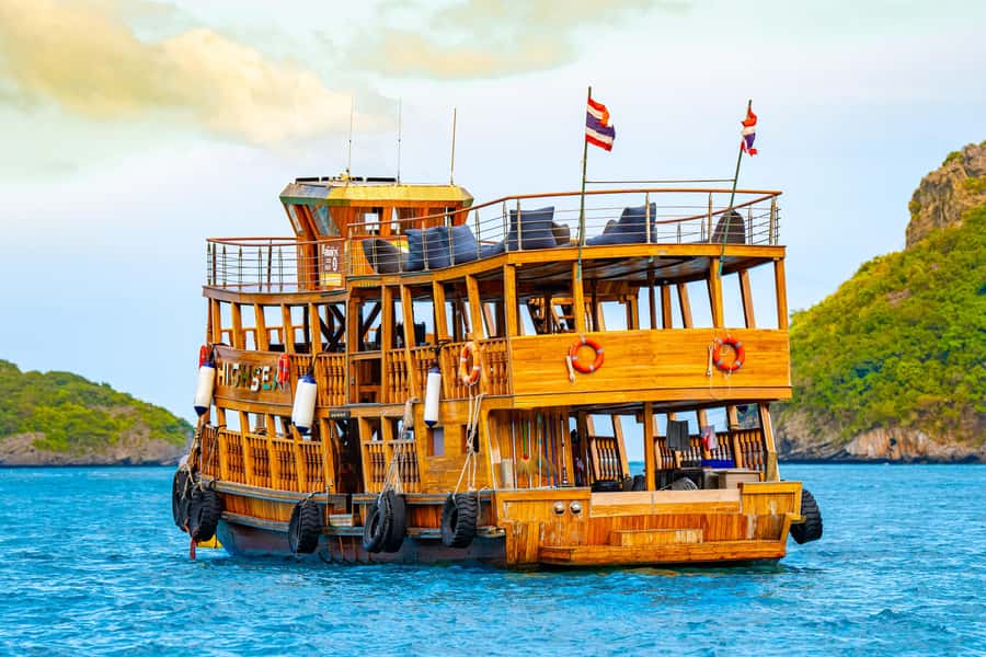 Koh Samui: Mu Ko Ang Thong Park Cruise with Kayaking Option - The boat, guides, and pace of the day