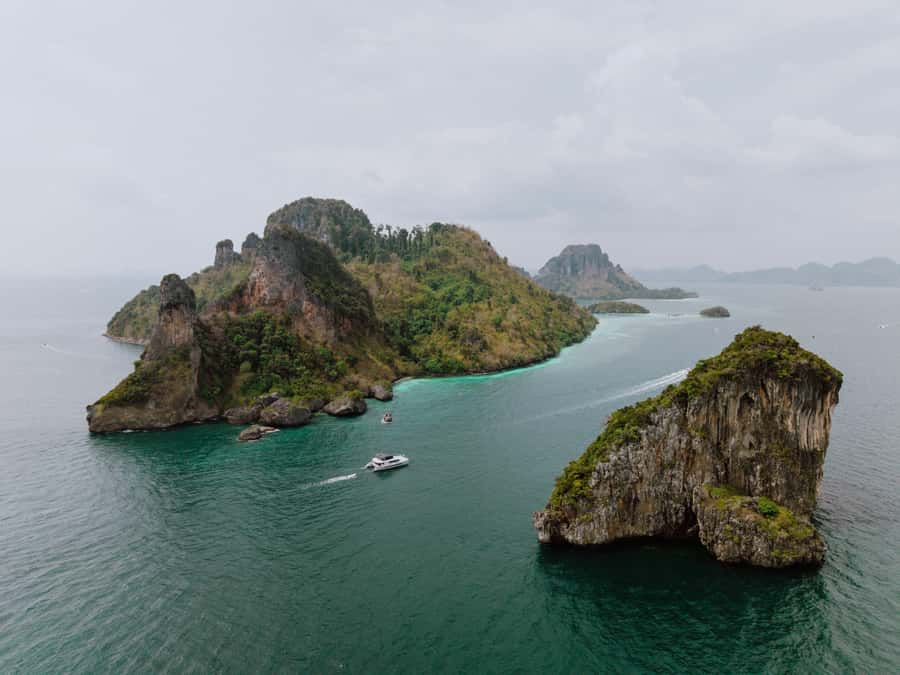 Krabi: 4 Island Premium Yacht with Snorkeling & Clear Kayak - Pickup, timing, and what to bring