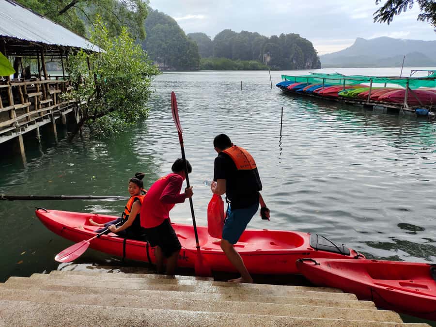 Krabi: Early bird kayak through Ao Thalane on private guide - Why an early start changes Ao Thalane